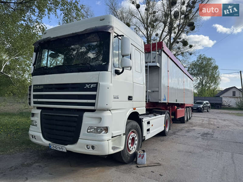 Зерновоз DAF XF 105 2010 в 