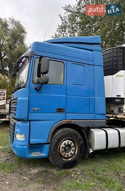 Тягач DAF XF 105 2010 в 