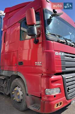 Грузовой фургон DAF XF 105 2006 в 
