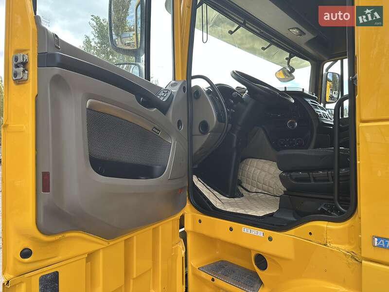 Тягач DAF XF 105 2013 в Киеве
