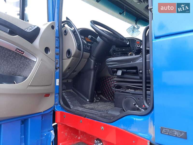 Тягач DAF XF 105 2009 в Запорожье