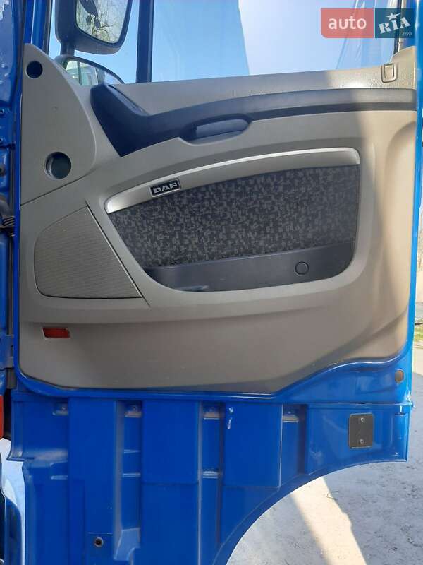 Тягач DAF XF 105 2009 в Запорожье