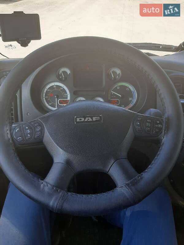 Тягач DAF XF 105 2009 в Запорожье