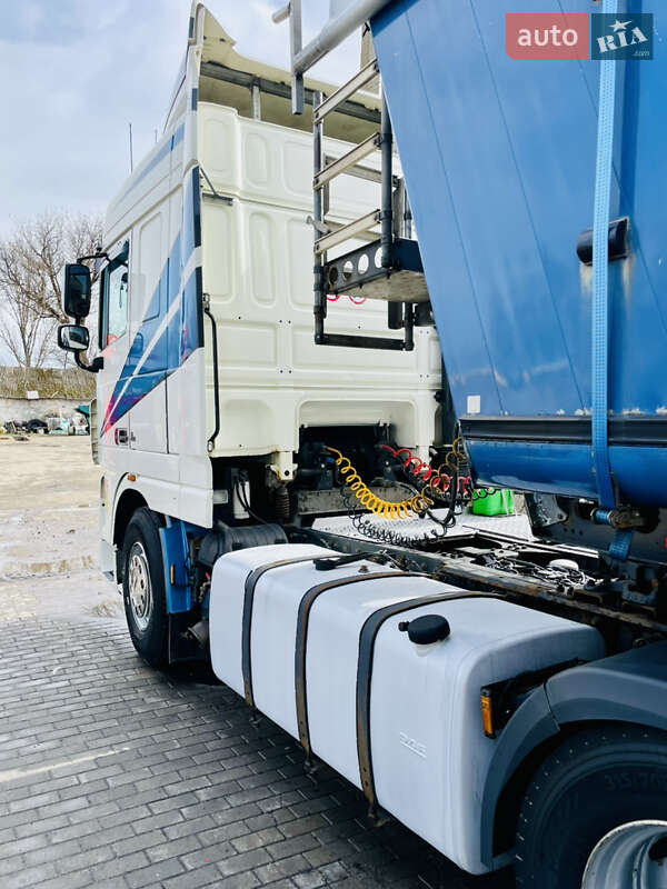 Самосвал DAF XF 105 2009 в Киеве