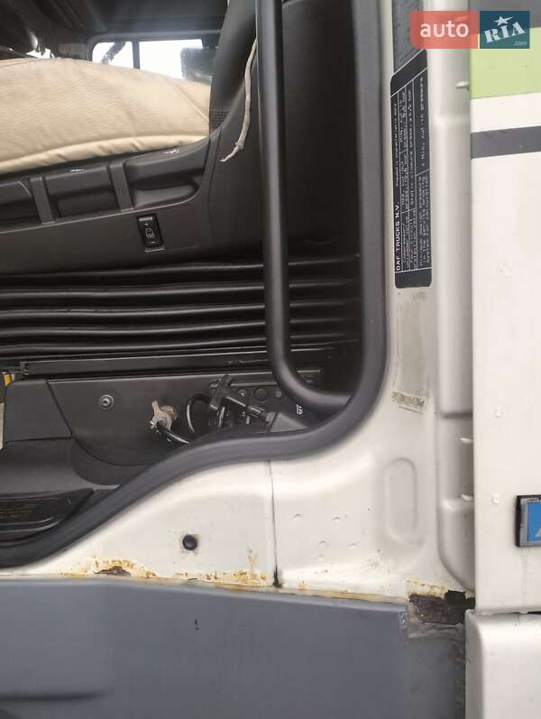 Тягач DAF XF 105 2012 в Романове