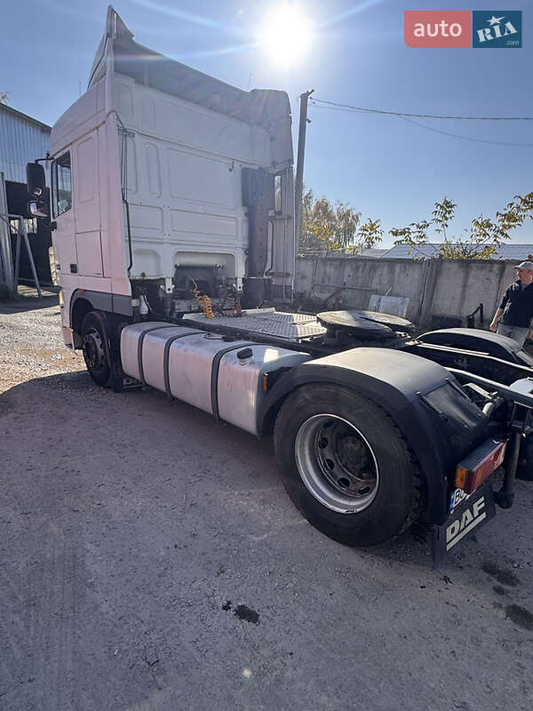 Тягач DAF XF 105 2011 в Тернополе