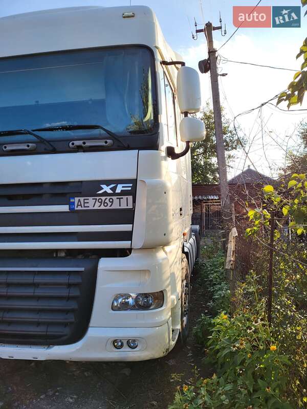 Тягач DAF XF 105 2009 в Дніпрі фото 11 Тягач DAF XF 105 2009 в Дніпрі