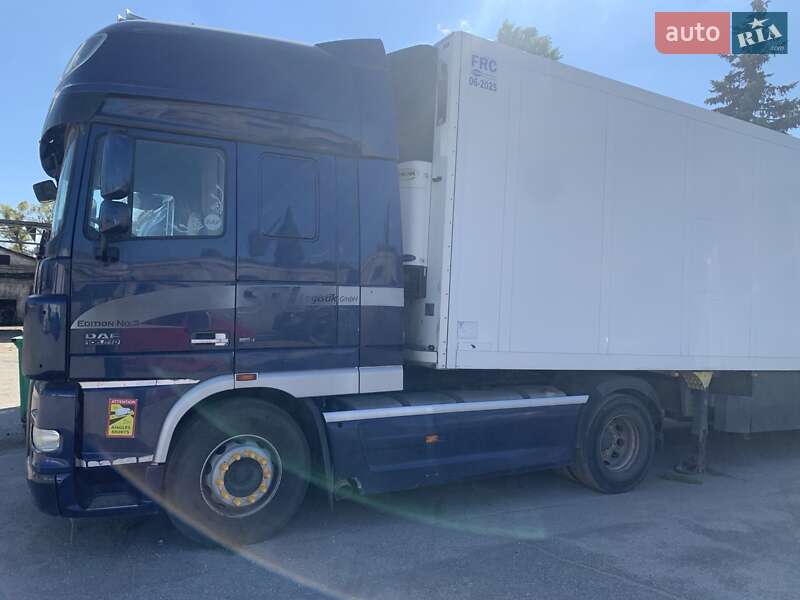 Тягач DAF XF 105 2008 в Дніпрі
