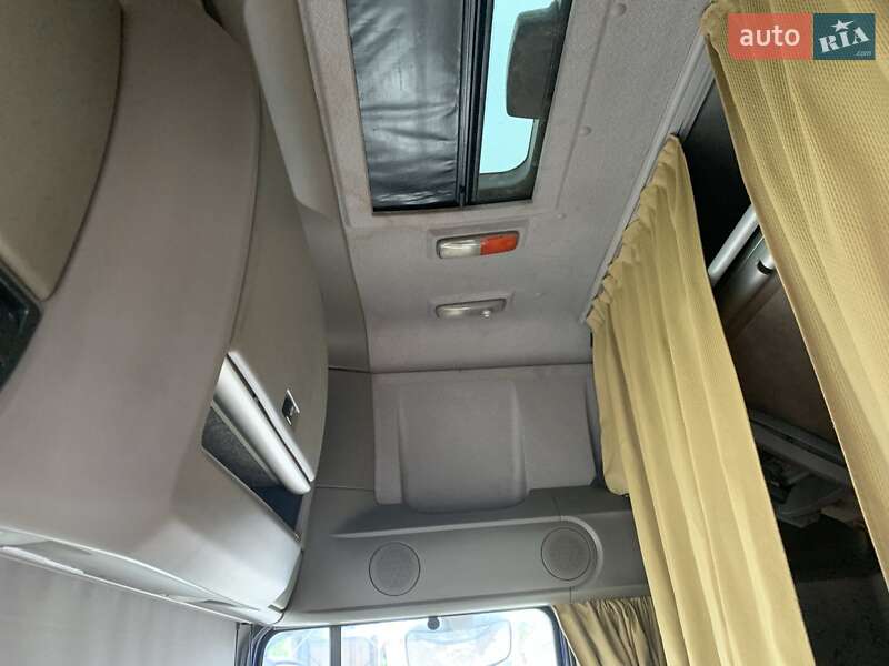 Тягач DAF XF 105 2008 в Дніпрі