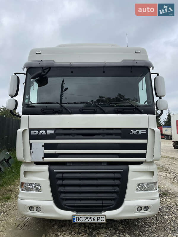 Тягач DAF XF 105 2012 в Львові