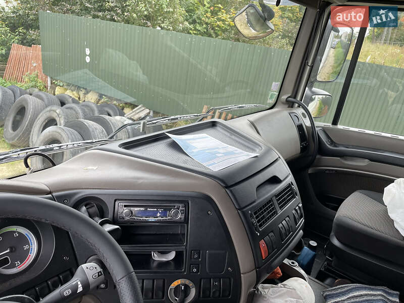 Тягач DAF XF 105 2012 в Львові