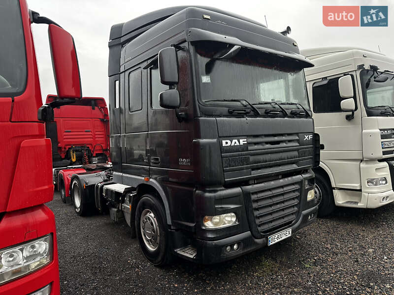 Тягач DAF XF 105 2010 в Умані