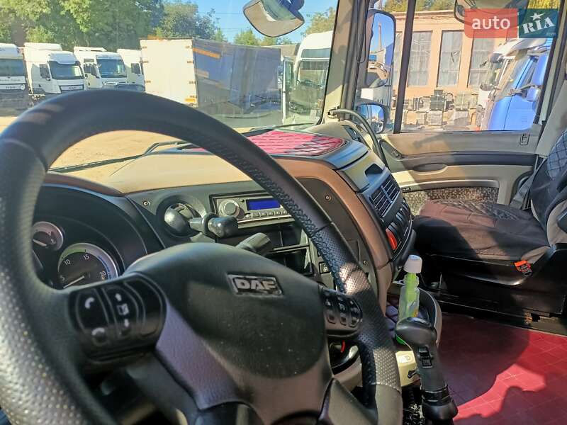 Тягач DAF XF 105 2009 в Бердичеве