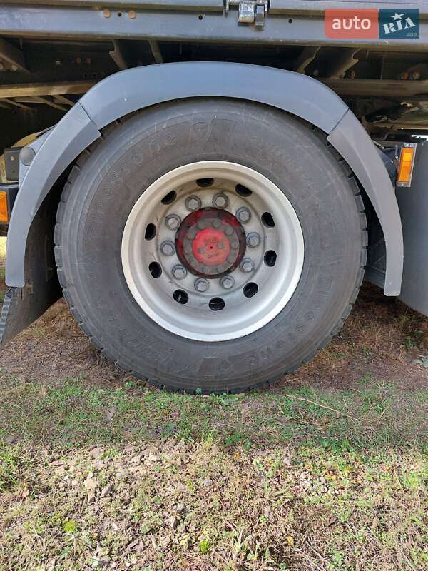 Тягач DAF XF 105 2012 в Сарнах