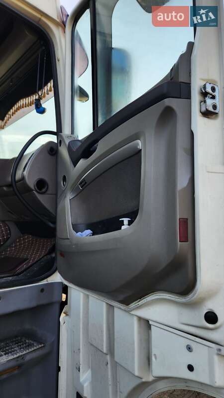 Тягач DAF XF 105 2010 в Обухові фото 2 Тягач DAF XF 105 2010 в Обухові