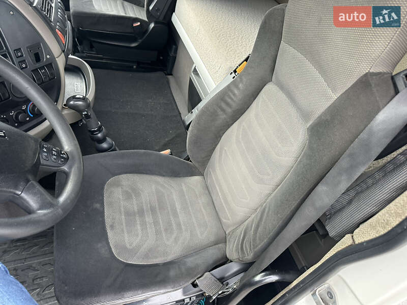 Тягач DAF XF 105 2010 в Хусті