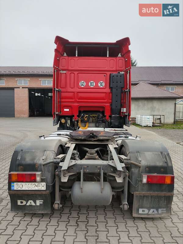 Тягач DAF XF 105 2010 в Городку
