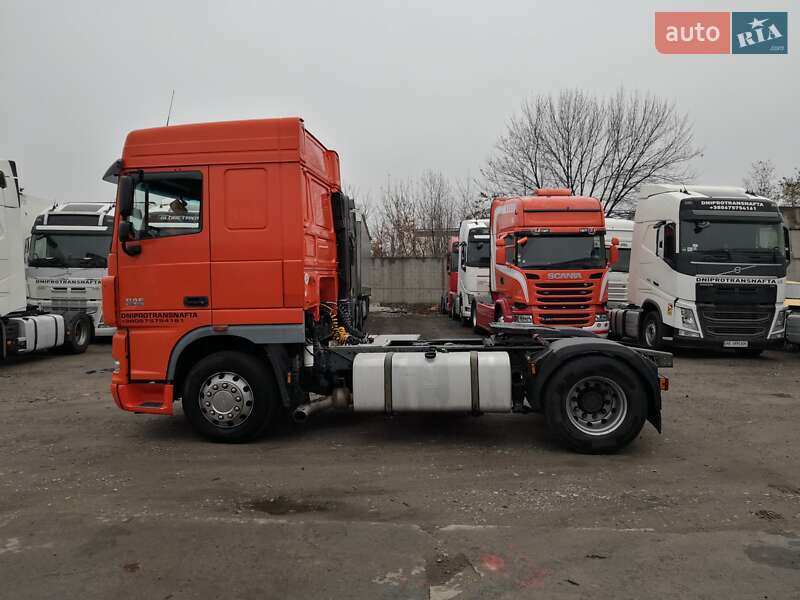 Тягач DAF XF 105 2011 в Кам'янському