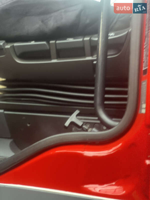 Тягач DAF XF 105 2012 в Кам'янському