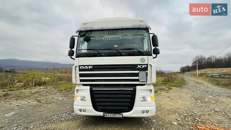 Тягач DAF XF 105 2012 в Перечині