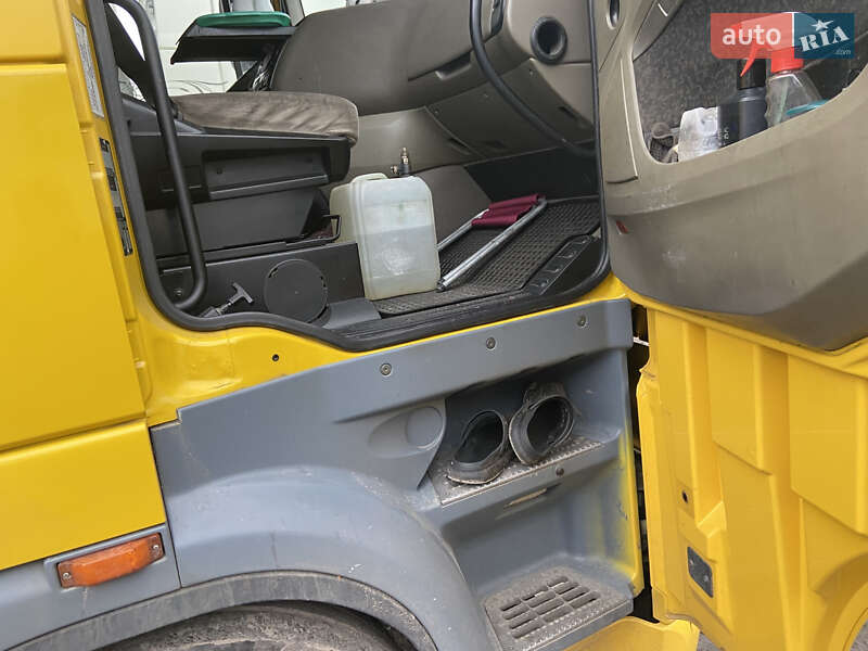 Тягач DAF XF 105 2010 в Звягеле