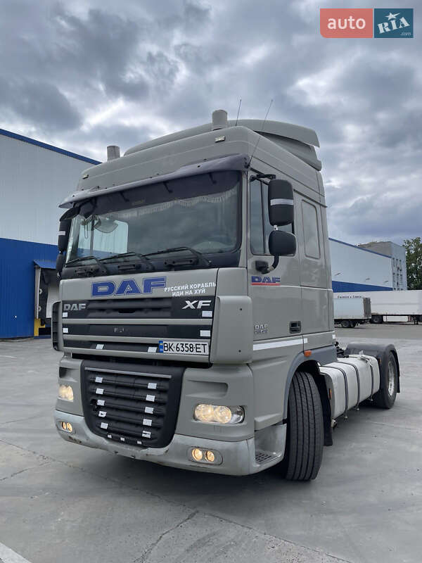 Тягач DAF XF 105 2012 в Киеве