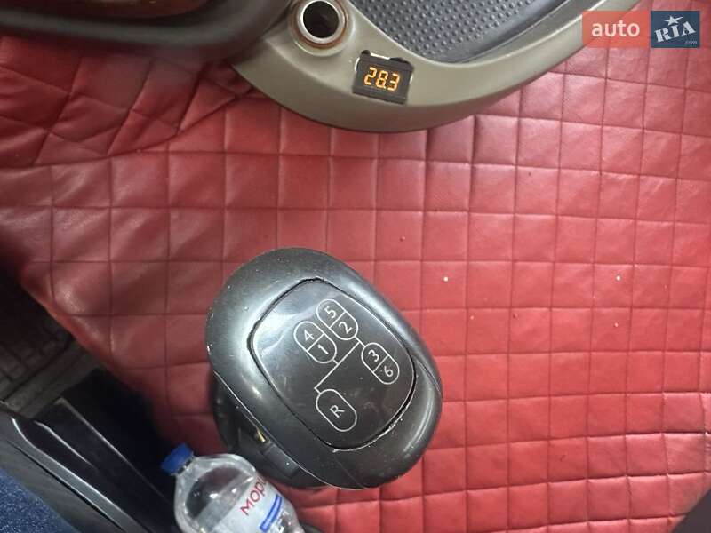 Тягач DAF XF 105 2011 в Львове