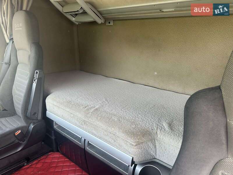 Тягач DAF XF 105 2011 в Львове