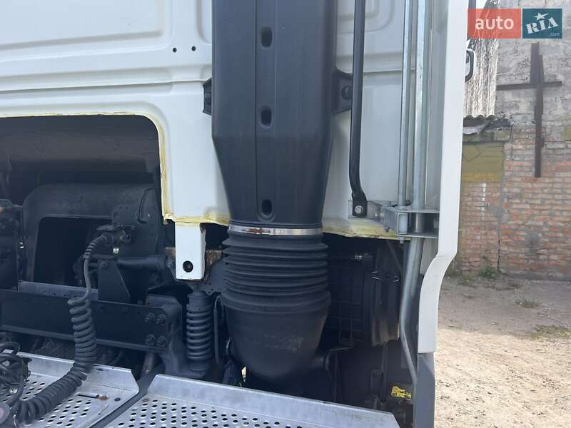 Тягач DAF XF 105 2012 в Киеве