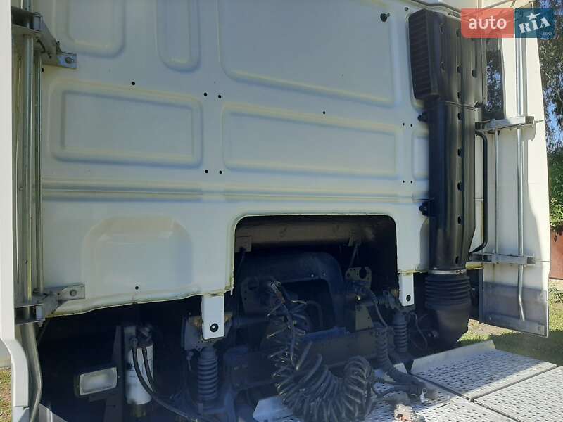 Тягач DAF XF 105 2012 в Киеве