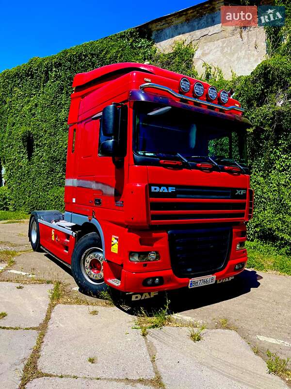 Тягач DAF XF 105 2007 в Одессе