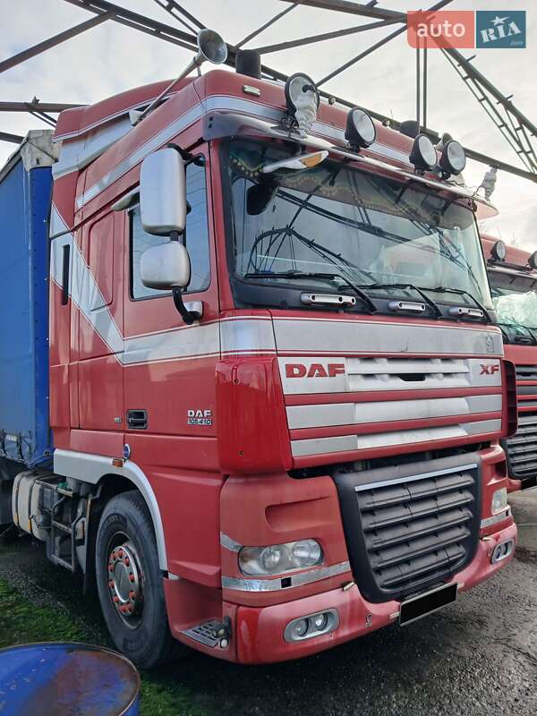 Борт DAF XF 105 2008 в Киеве