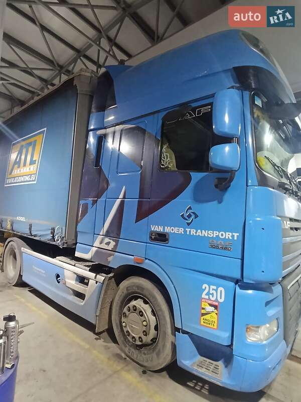 Тягач DAF XF 105 2011 в Львове