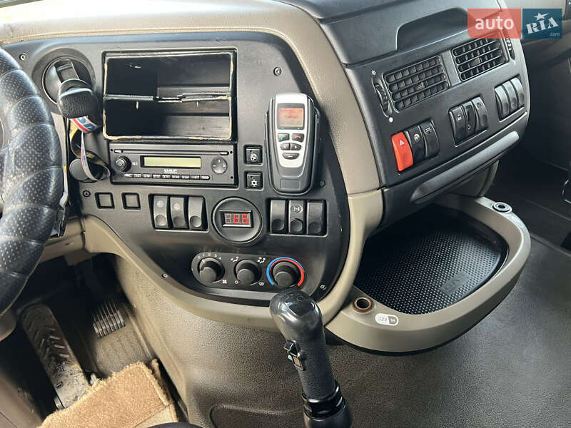 Тягач DAF XF 105 2012 в Виннице