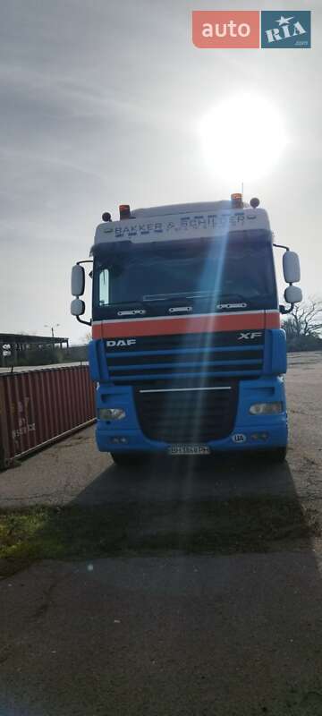 Тягач DAF XF 105 2007 в Одессе