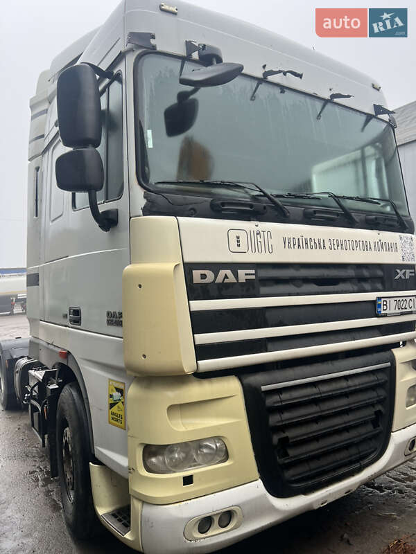 Зерновоз DAF XF 105 2013 в Полтаве