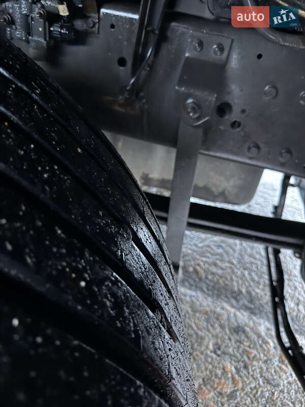 Тягач DAF XF 105 2009 в Одессе