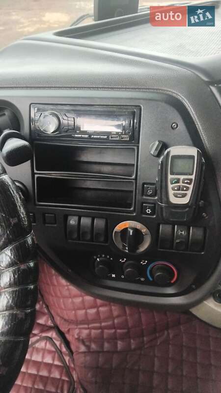 Тягач DAF XF 105 2011 в Луцке