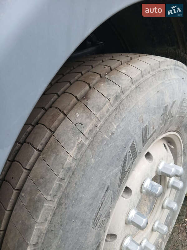 Тягач DAF XF 105 2012 в Черновцах