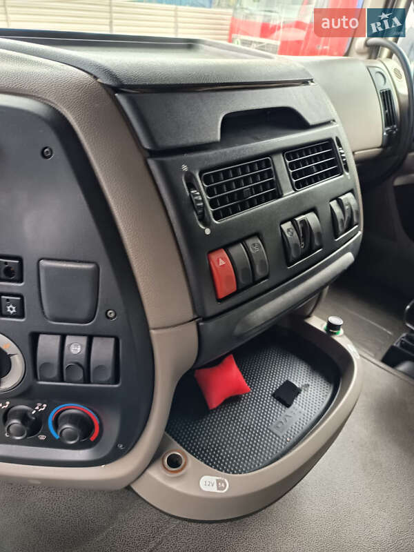 Тягач DAF XF 105 2013 в Житомире