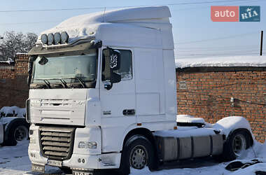Тягач DAF XF 105 2010 в Виннице