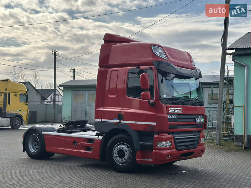 Тягач DAF XF 105 2013 в Хусте