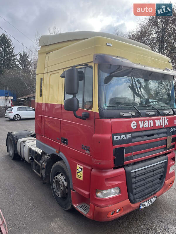 Тягач DAF XF 105 2008 в Львове