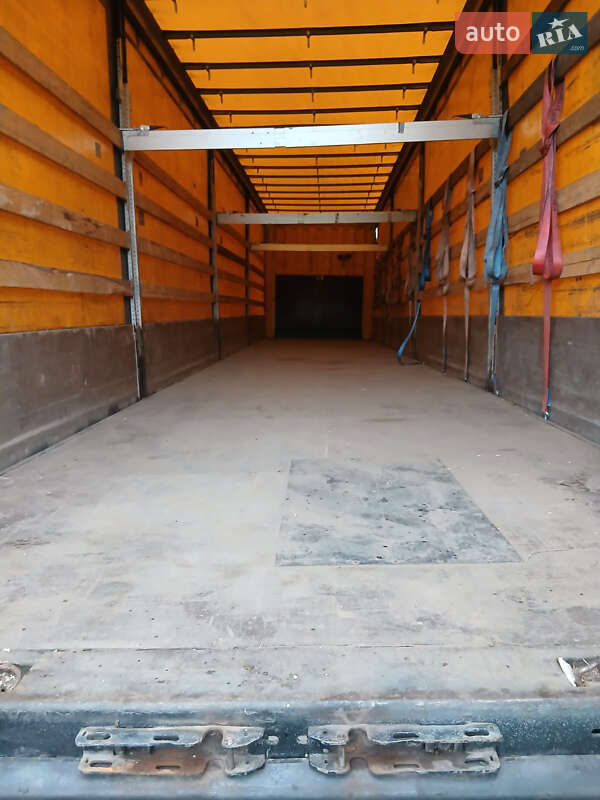 Тягач DAF XF 105 2012 в Черновцах