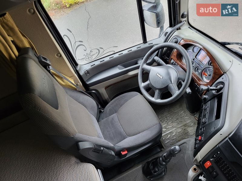 Тягач DAF XF 105 2012 в Киеве