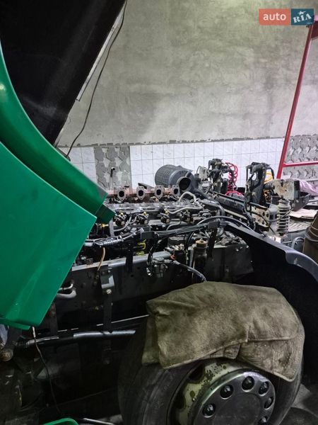 Тягач DAF XF 105 2009 в Львове