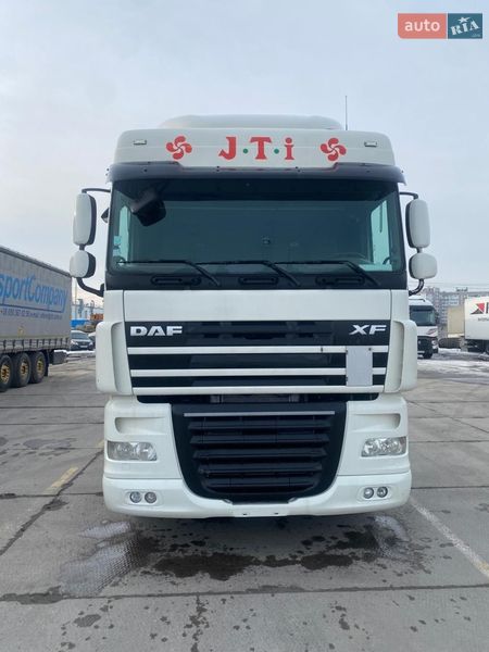 Тягач DAF XF 105 2011 в Киеве