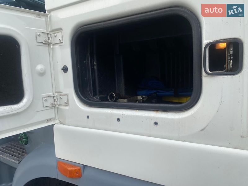 Тягач DAF XF 105 2011 в Киеве