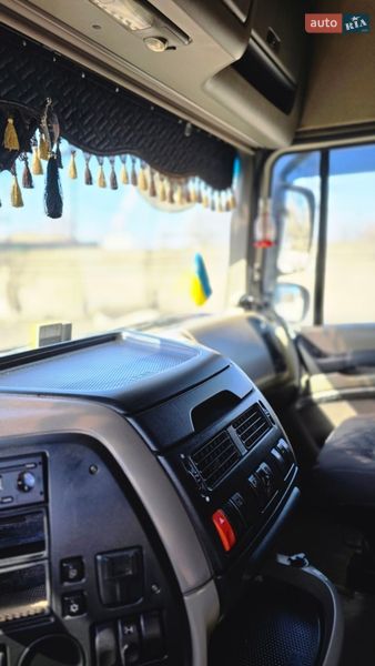 Тягач DAF XF 105 2012 в Каменском