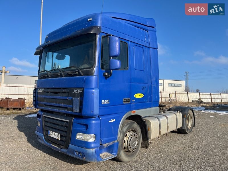 Тягач DAF XF 105 2012 в Львові фото Тягач DAF XF 105 2012 в Львові
